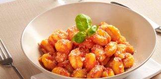 Gnocchi di ricotta al sugo - ricettasprint