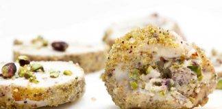 Involtini di carne con pistacchio formaggio e speck - ricettasprint