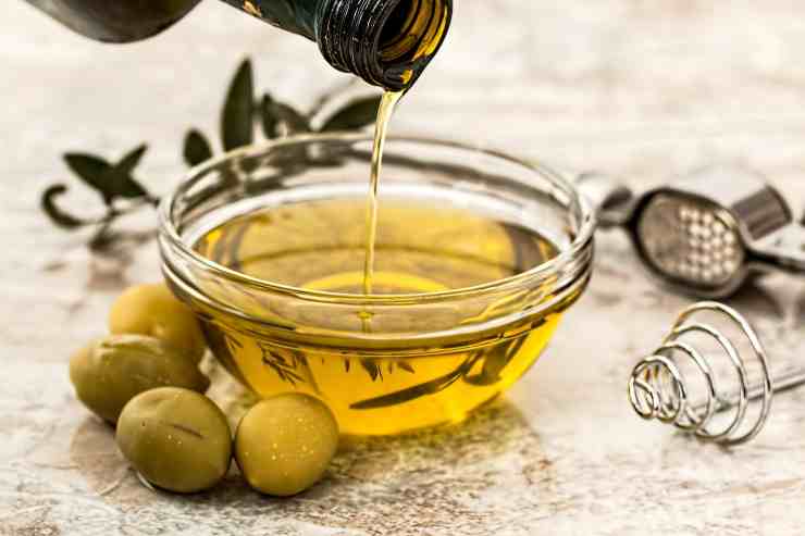 olio extravergine di oliva