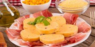 Salame di polenta e speck