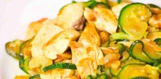 Straccetti di pollo con zucchine