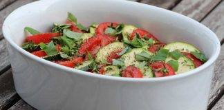 Zucchine al pesto con pomodori - ricettasprint