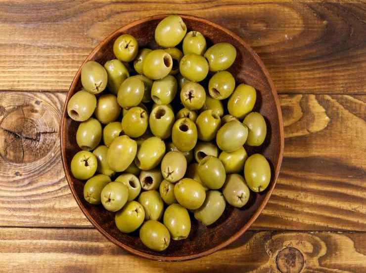 Frittelle con tonno ed olive