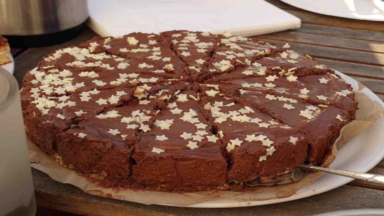 Poke cake al cacao