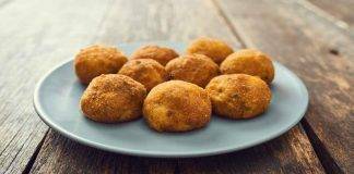 Polpette di patate alla siciliana con provola