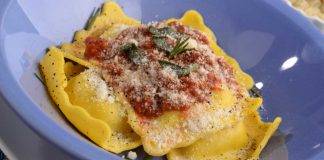 Ravioloni patate e cicoria - ricetta sprint