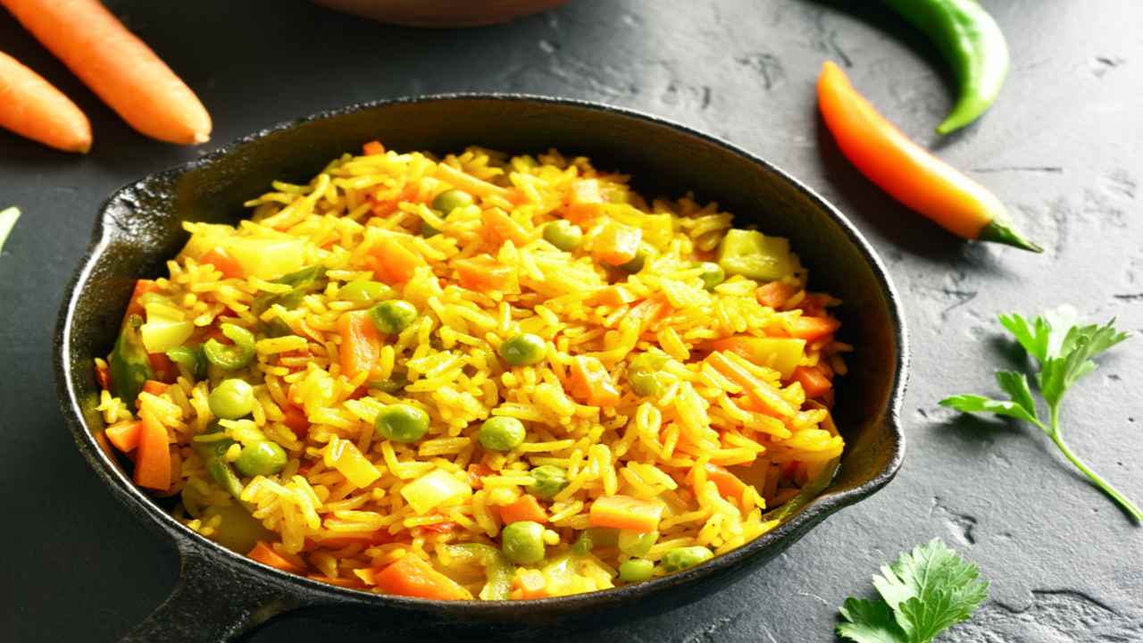 Riso basmati al curry con verdure