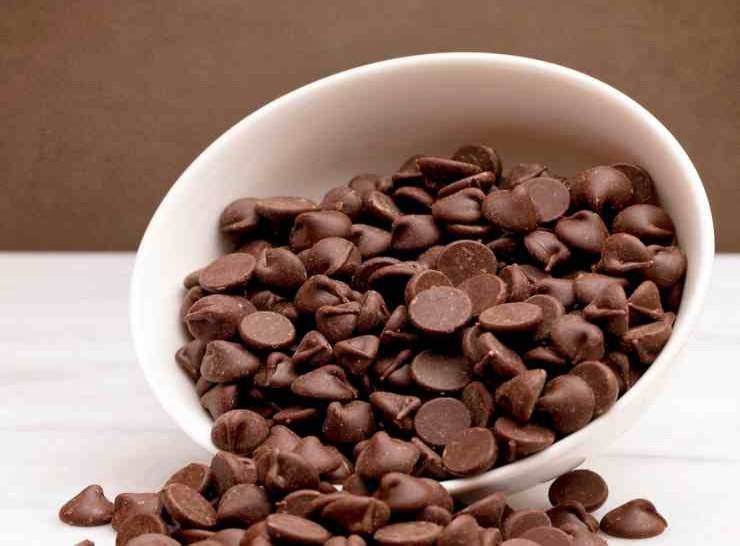 Sbriciolata con gocce di cioccolato e crema alla Nutella FOTO ricettasprint