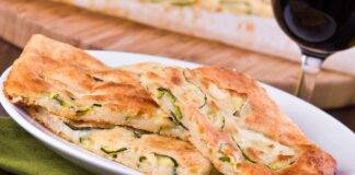 Schiacciata alle zucchine senza lievito