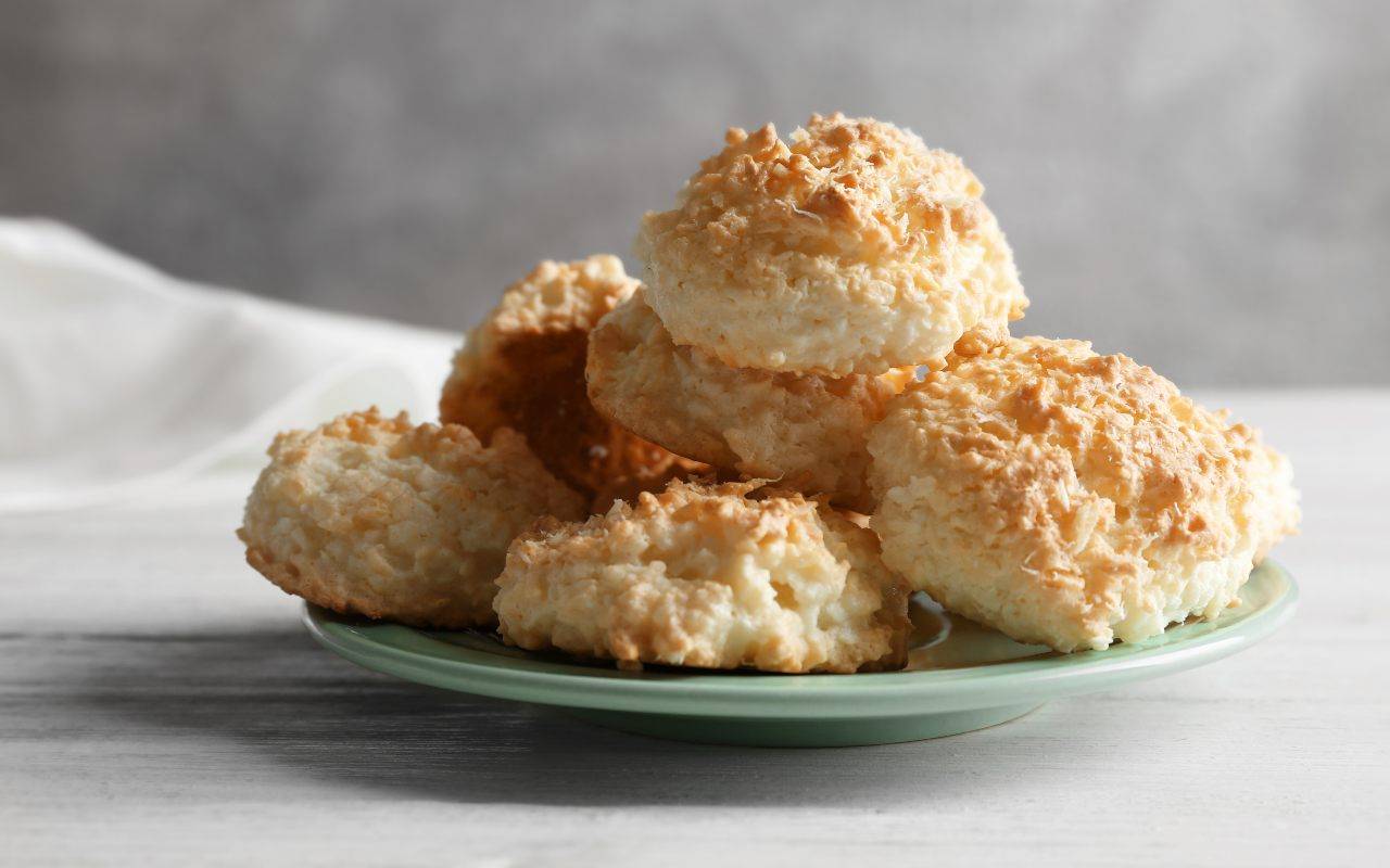 Amaretti al cocco FOTO ricettasprint