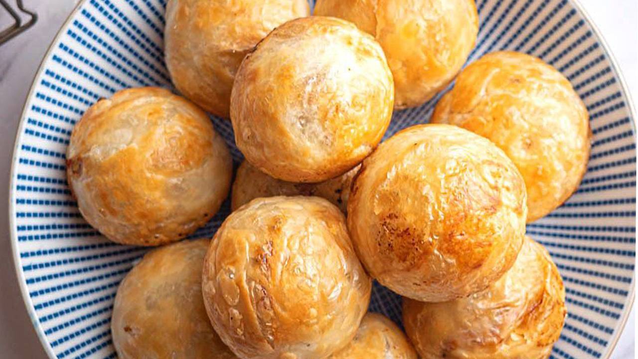 Bomboloni di pasta sfoglia e pan di stelle