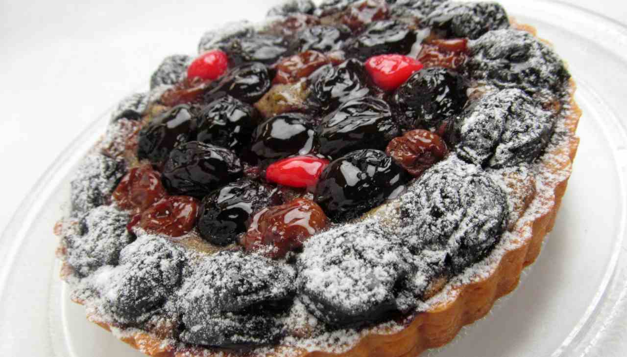 Crostata ciliege prugne e rum - ricettasprint