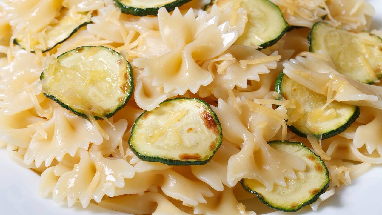 Farfalle con zucchine con philadelphia col Bimby