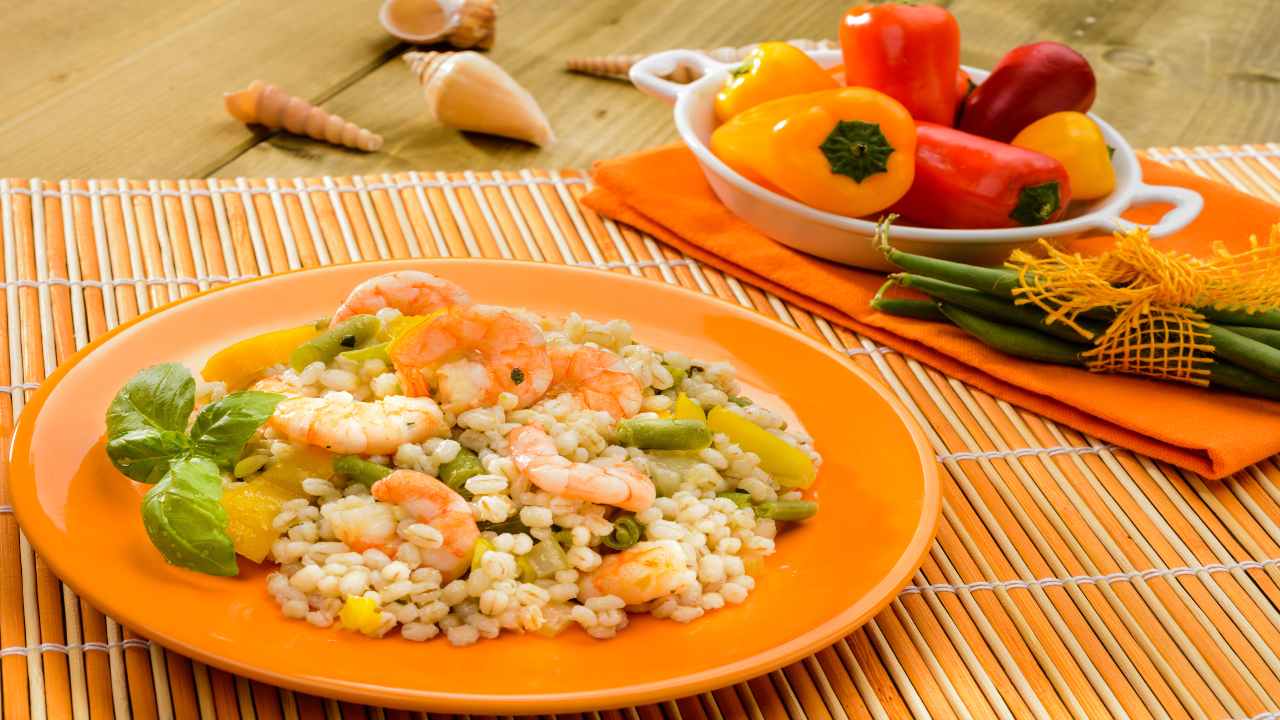 Farro con gamberi e fagiolini