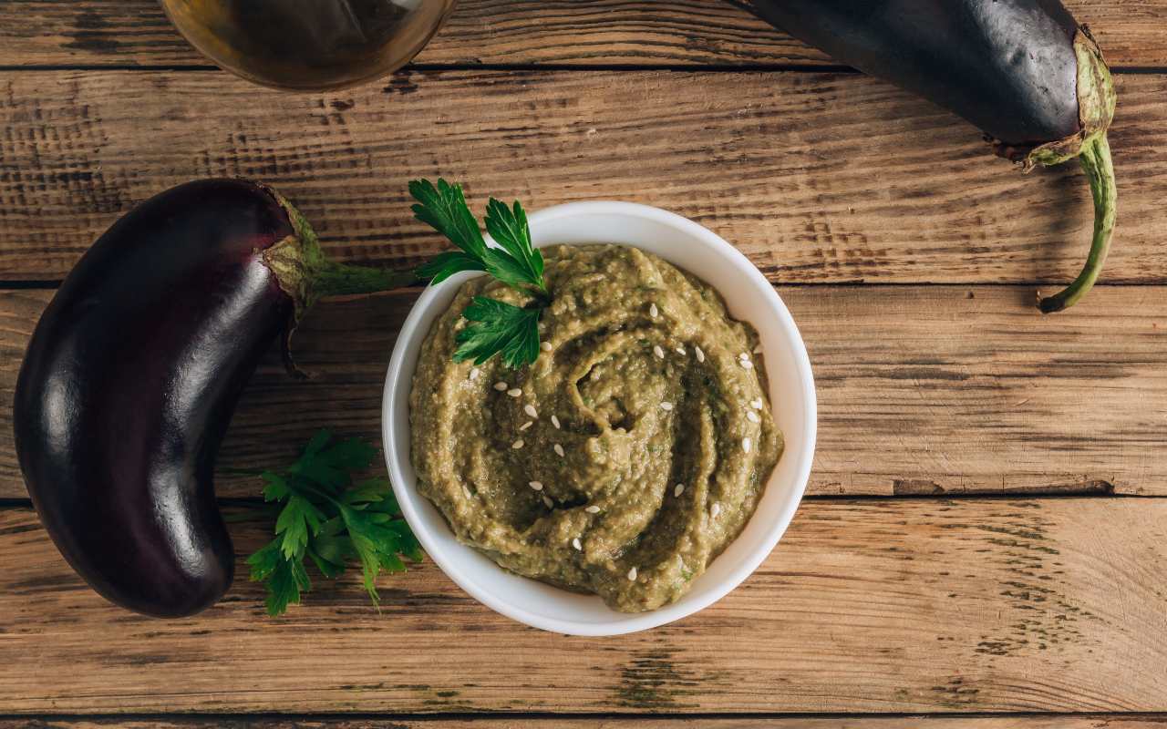 Pesto a base di melanzane e pinoli FOTO ricettasprint