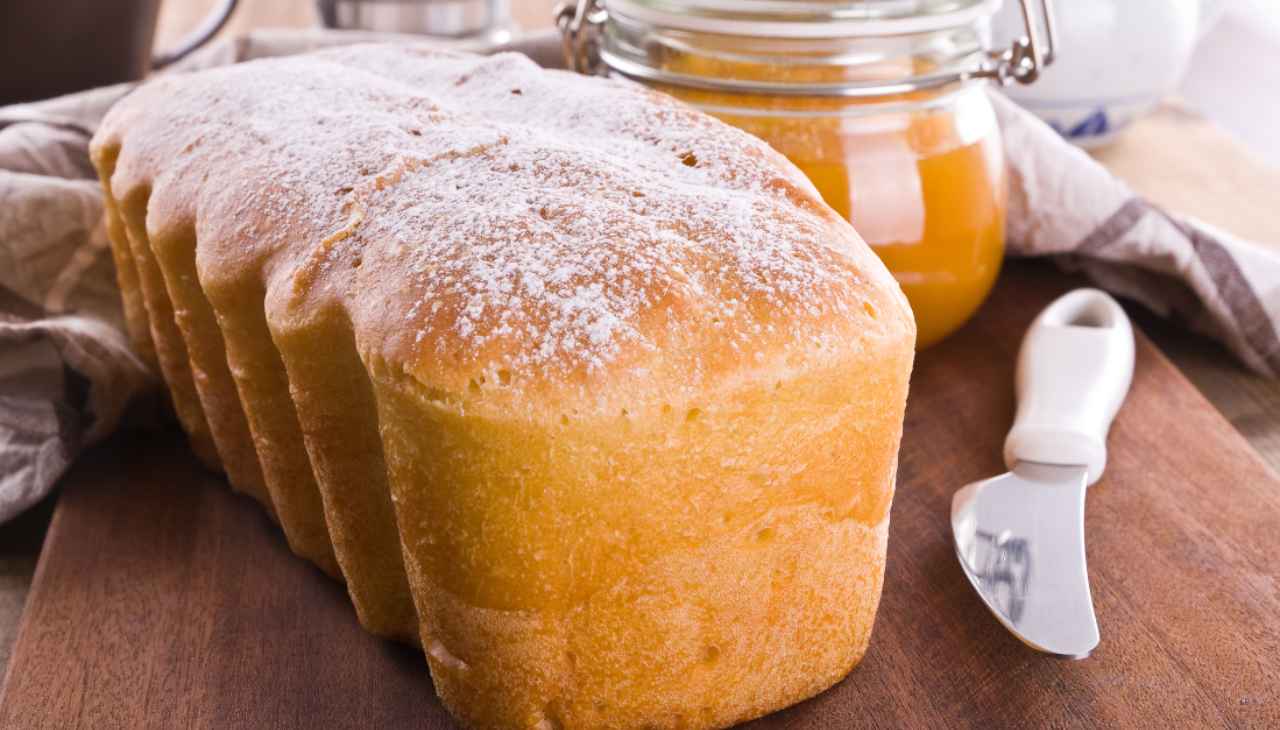 Plumcake alle pesche e cannella - ricetta sprint