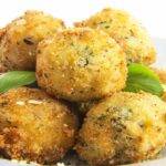 Polpette di patate con pecorino e prezzemolo