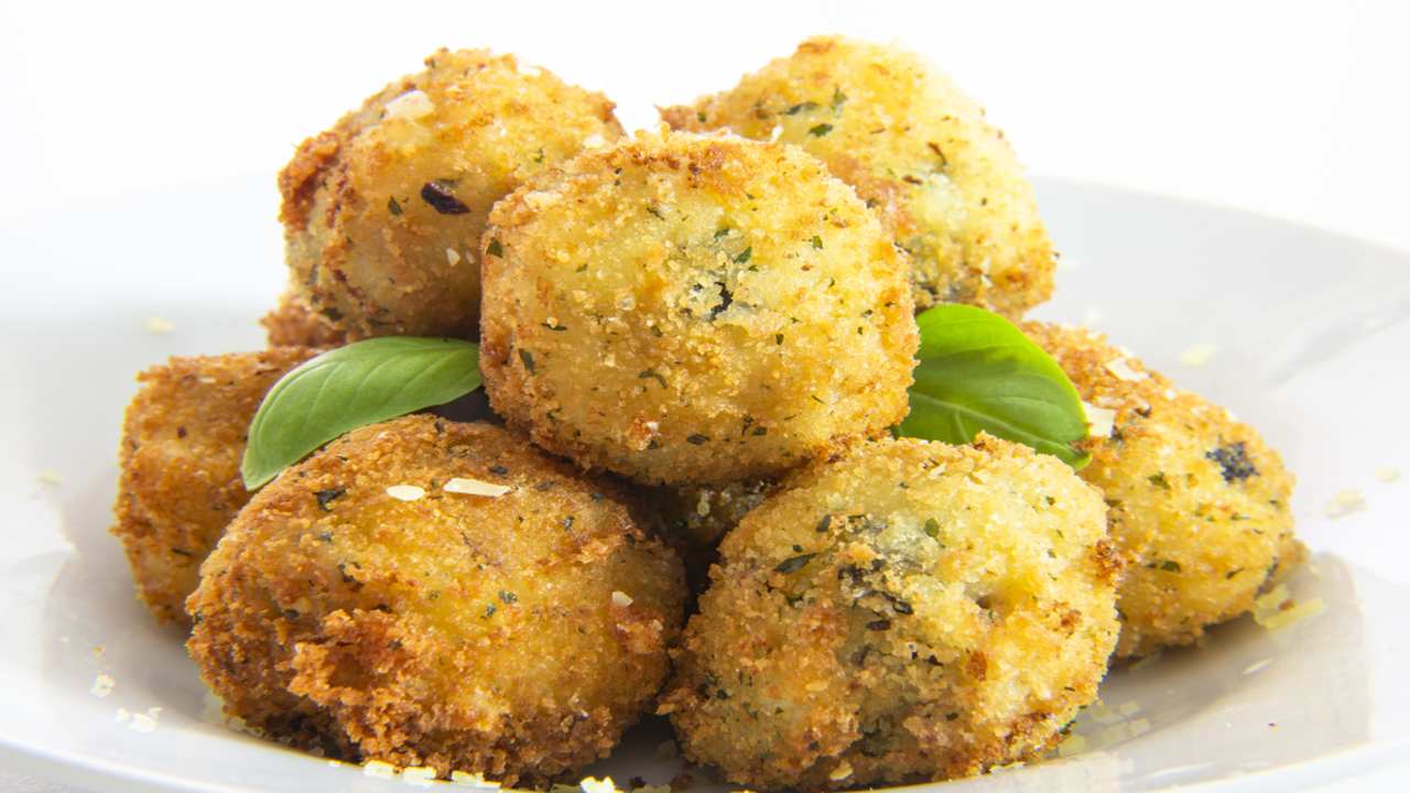 Polpette di patate con pecorino e prezzemolo