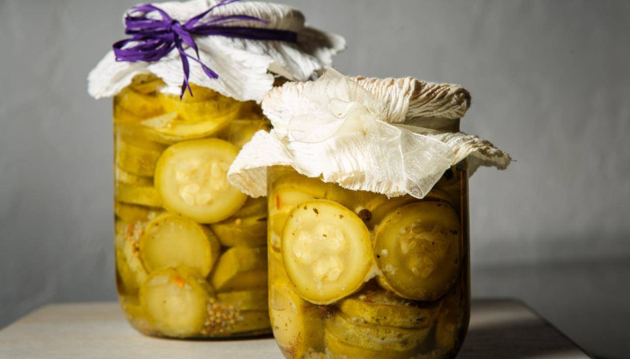 Zucchine marinate alla menta - ricetta sprint