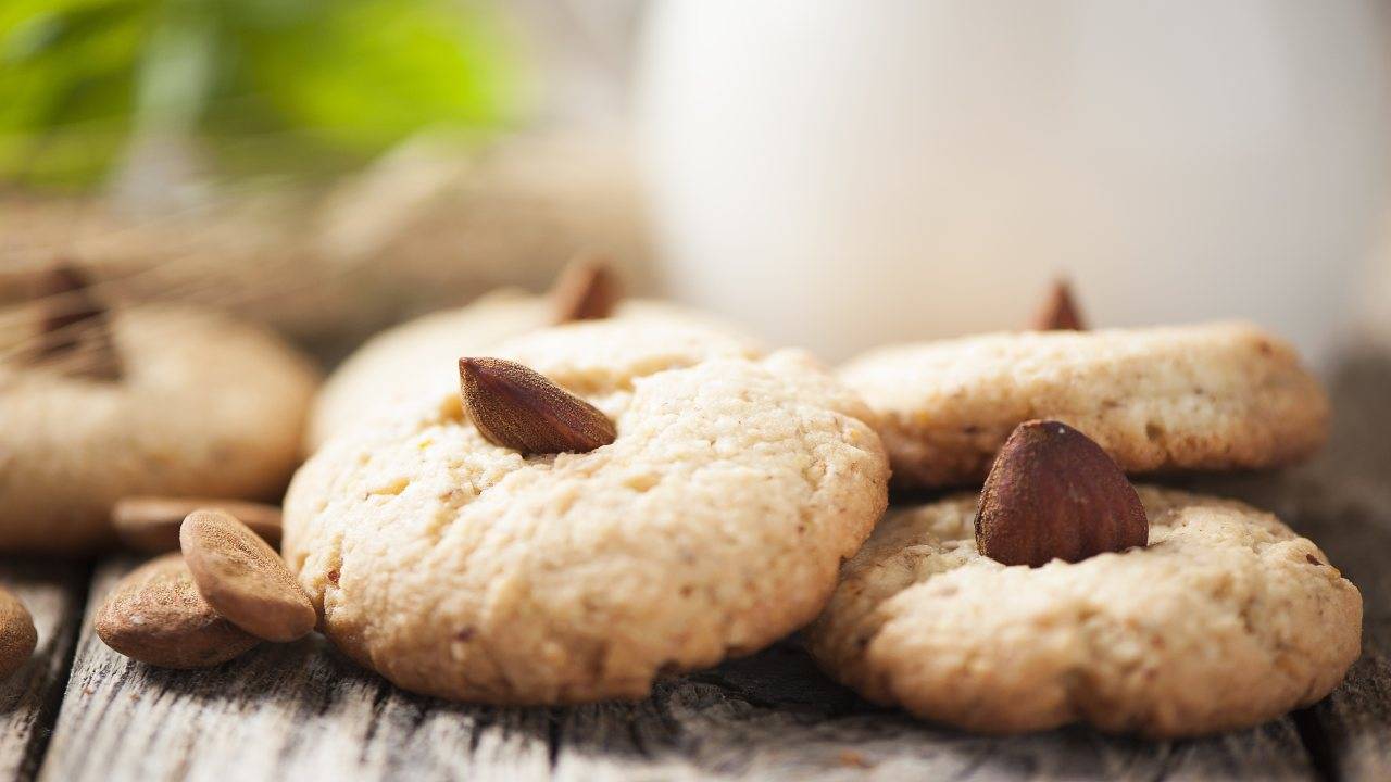 Biscotti con mandorle