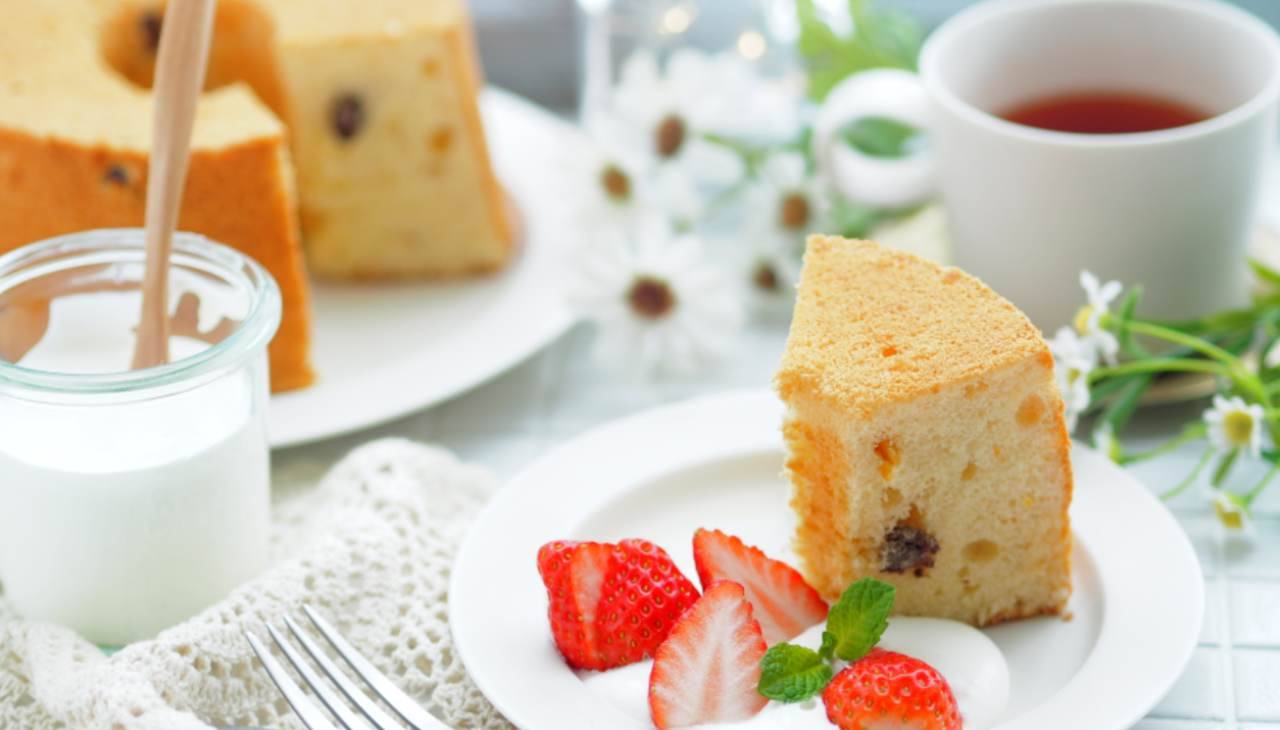 Chiffon cake con fragole - ricettasprint