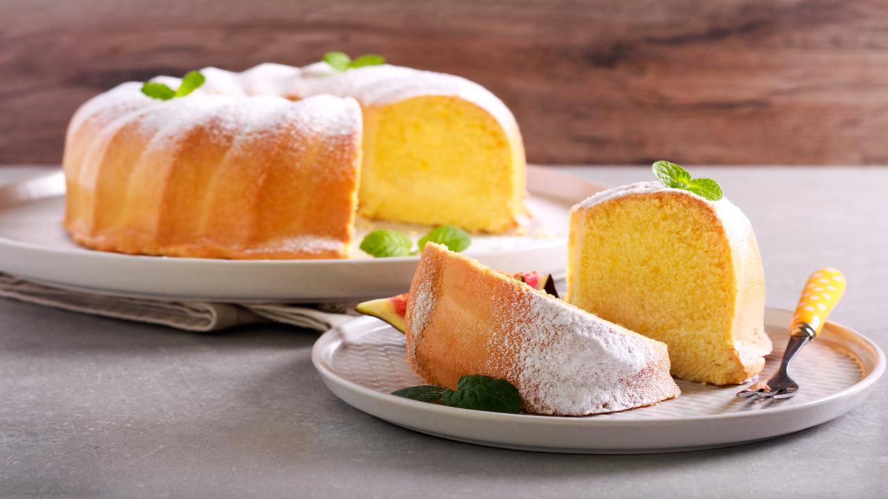 Torta al limone con farina di mandorle