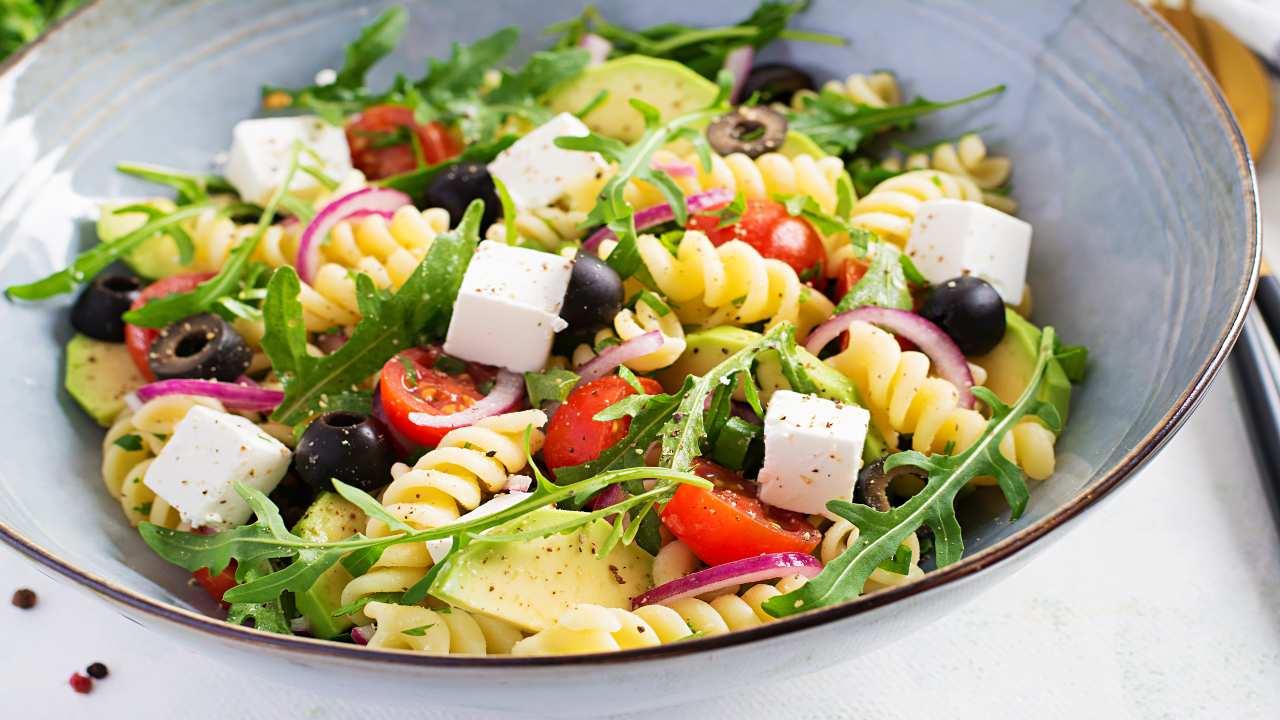 Pasta con pomodori e feta