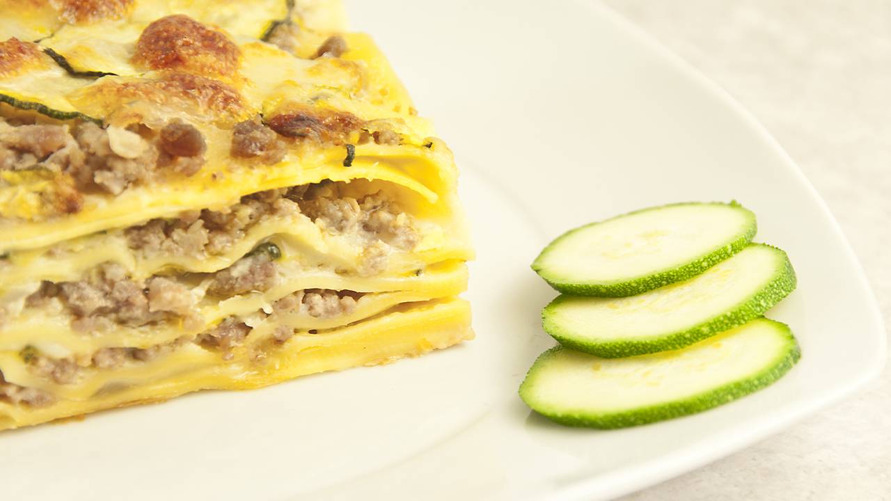 Lasagna con besciamella e zucchine