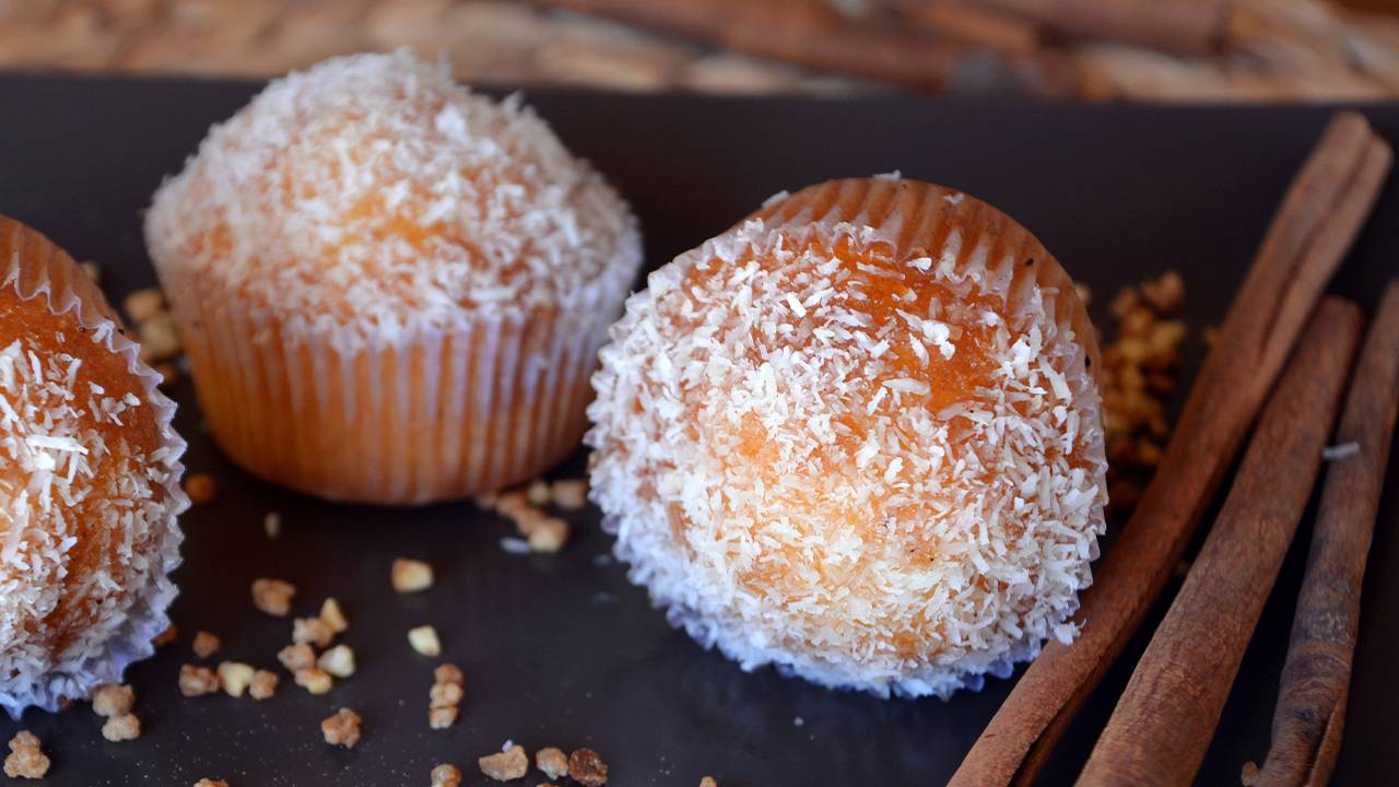 Dessert soffici vegani al cocco