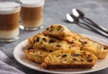 Biscotti con frutta