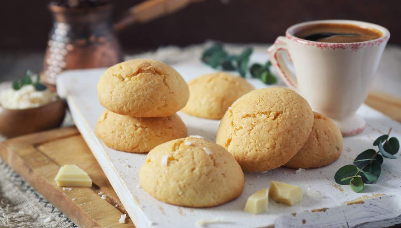 sospiri dolcetti tipici nostrani