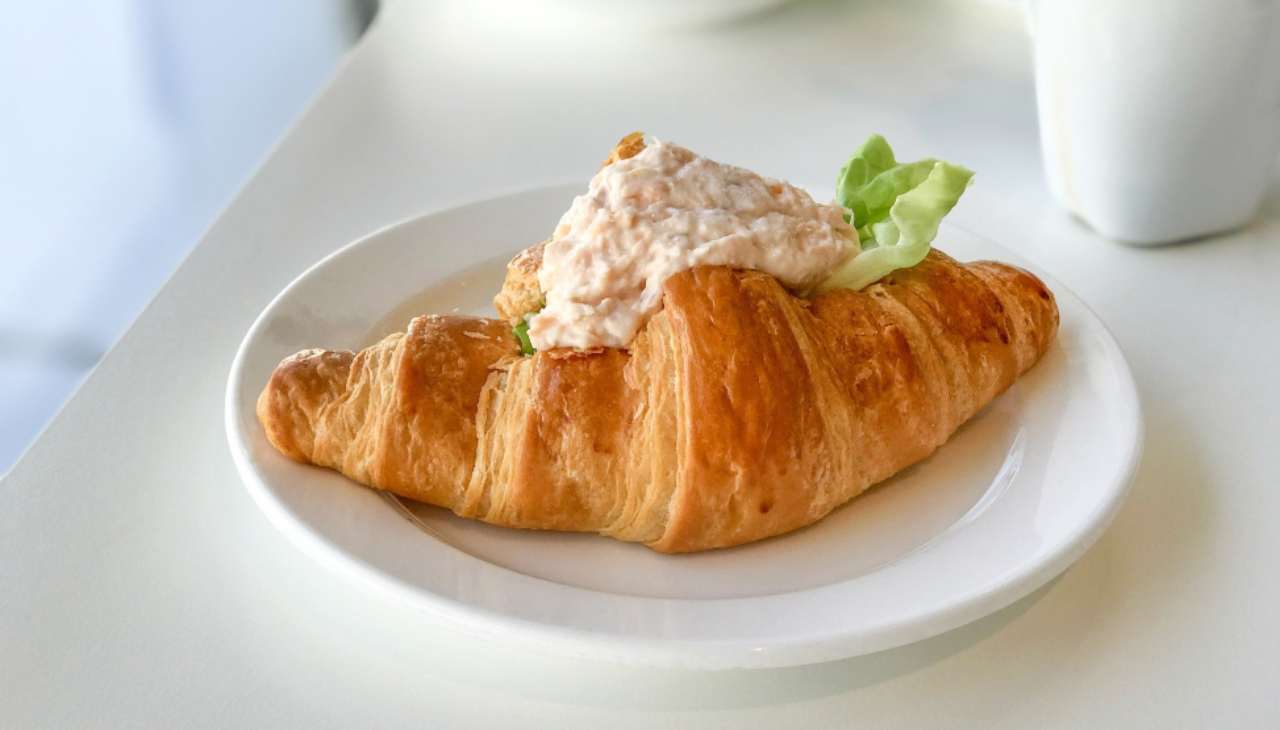 croissant farcito finge food