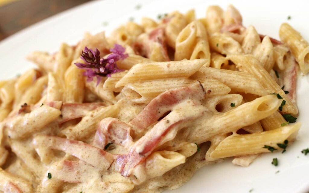 Penne alla Toscana | Un primo piatto gustosissimo Penne alla Toscana | Un primo piatto gustosissimo