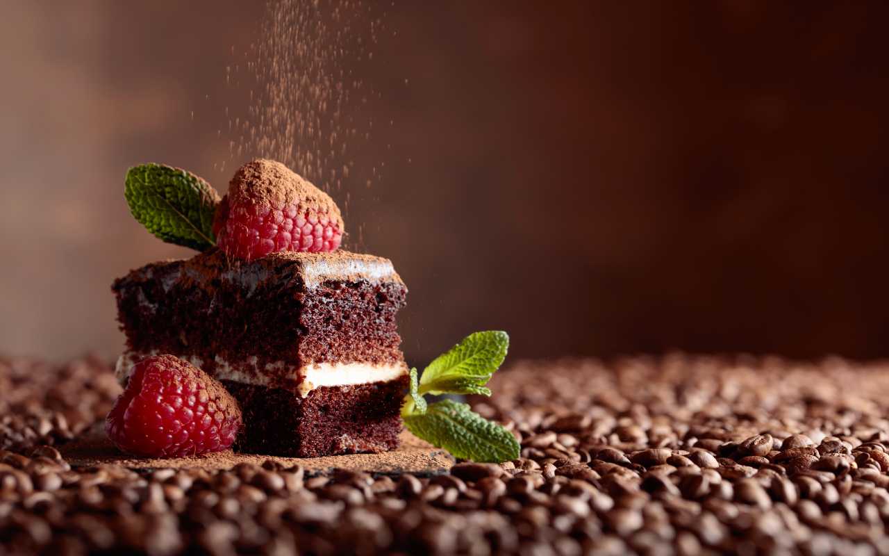 torta cioccolato crema lamponi ricetta FOTO ricettasprint