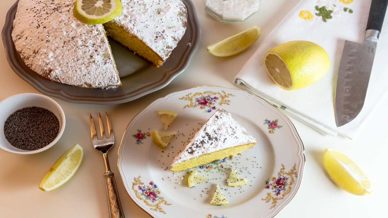 Dolce con limone e yogurt