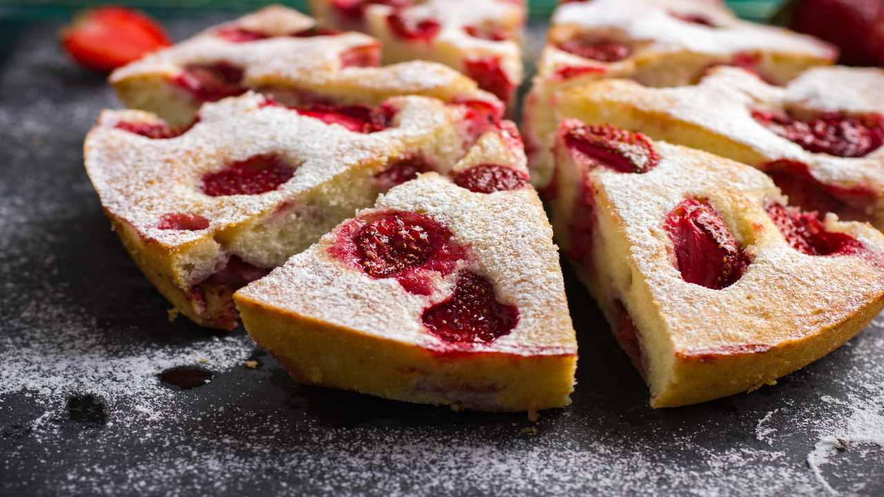 Dolce con ricotta e fragole