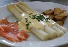 Asparagi alla bolzanina l Ricetta gustosa tipica del Trentino asparagi ricetta tipica del nord Italia