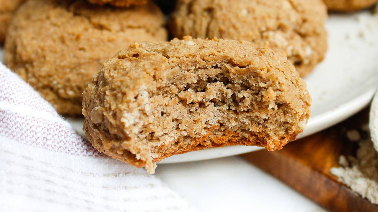 Dolcetti alle noci con cannella e ciocolato