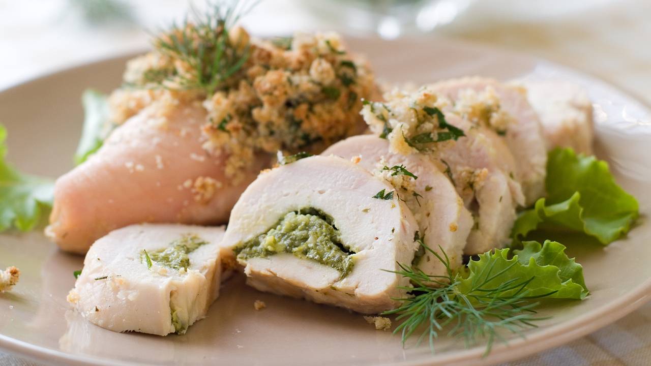 Pollo con pesto di basilico