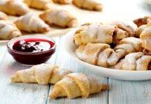 Mini cornetti senza burro con confettura | Soffici e delicati Cornettini con marmellata