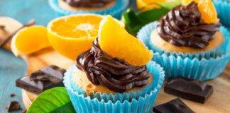 Muffin all'arancia e ganache al cioccolato