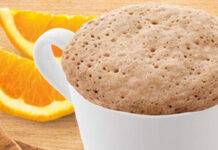 Torta in tazza all’acqua senza burro e senza uova, leggera e super veloce Mug cake all'acqua