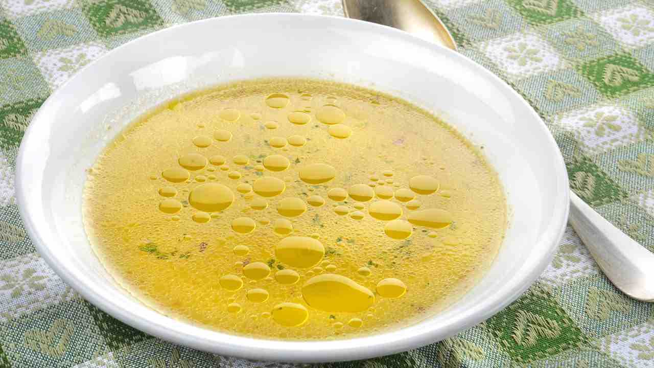 BRODO VEGETALE con FORMAGGINO primo piatto facile