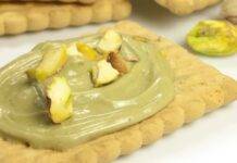 Crema al mascarpone e pistacchio | 5 minuti per una farcitura favolosa Crema al mascarpone e pistacchio ricettasprint