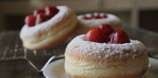 Ciambelle con fragole