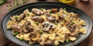 Farfalle ai funghi e piselli ricetta