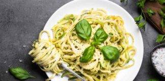 linguine al sugo di zucchine ricetta