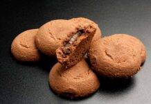Nascondini alla nocciola | I biscotti per la merenda come li fa Benedetta biscotti con ripieno FOTO ricettasprint