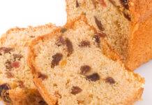 Plumcake all’uvetta, per una colazione sana e semplice dolce all'uvetta e pinoli