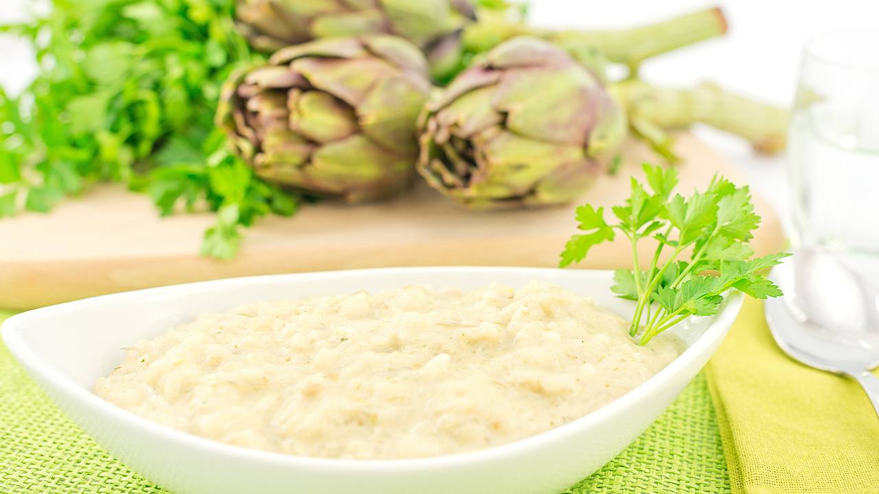 risotto cremoso con formaggio e carciofi